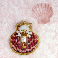 Scallop Shell Pendant With  Pearl Accent