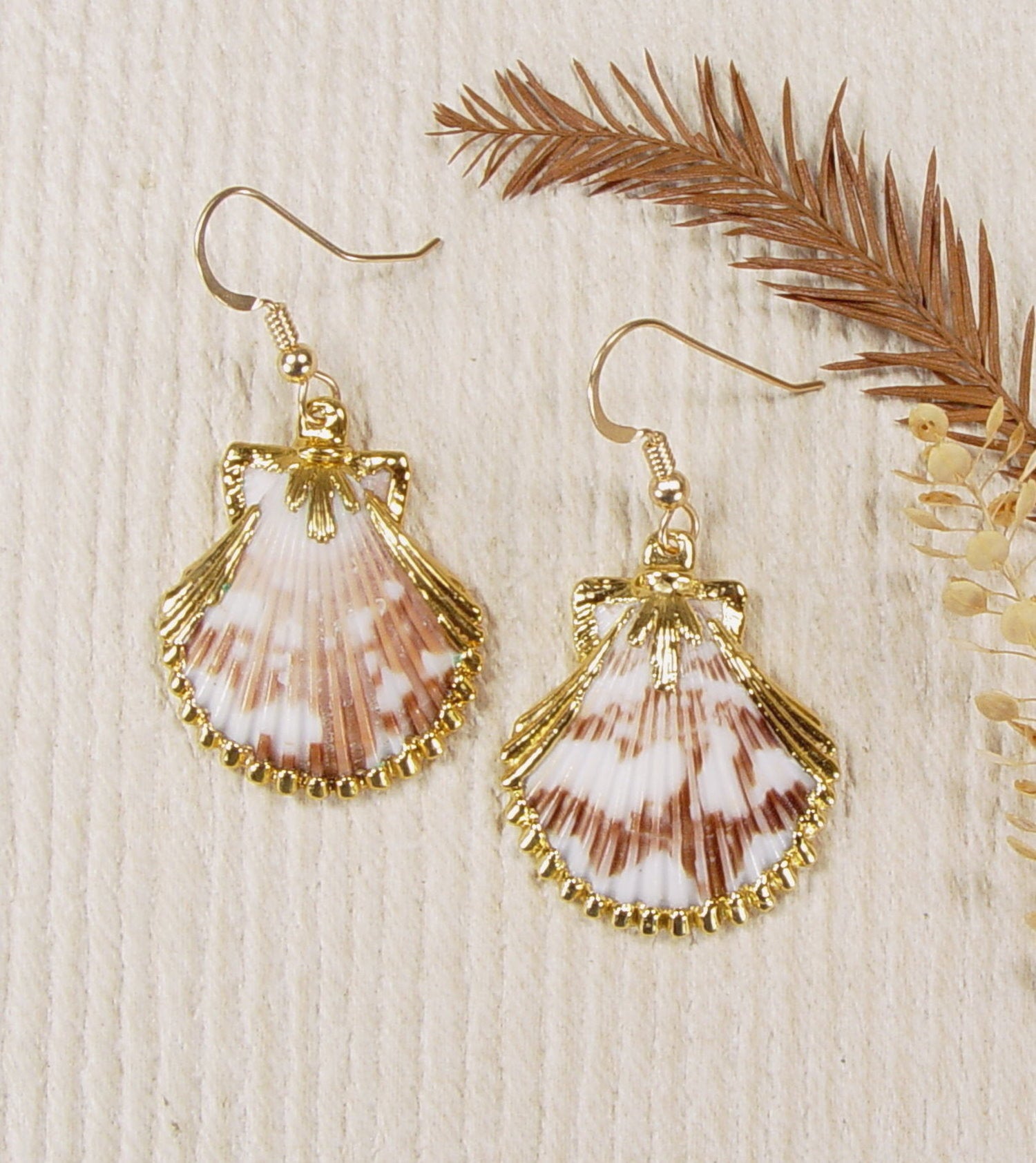 Scallop Earrings