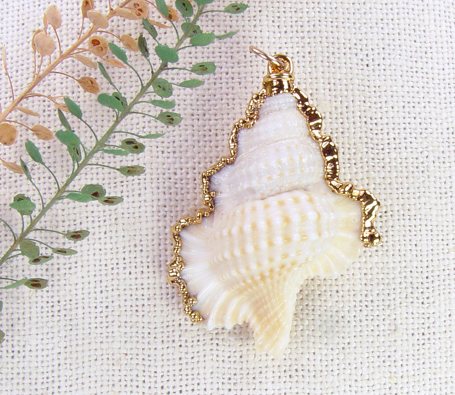 Maple Leaf Shell Pendant